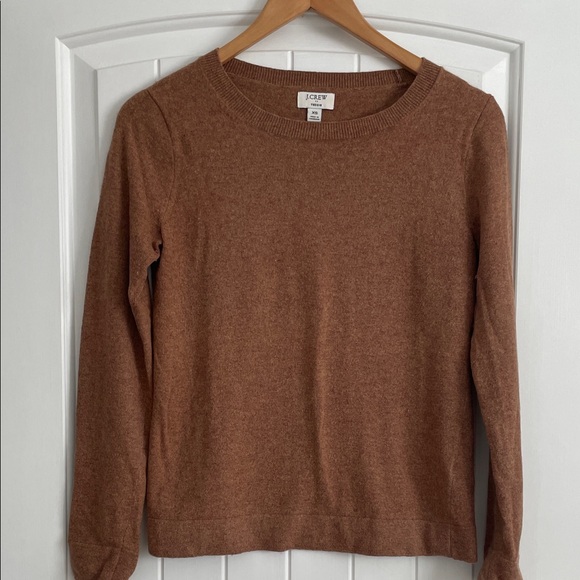 J crew Teddie crew sweater.  Perfect for going into the fall. - Picture 1 of 5